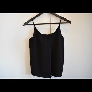 LIKE NEW! Uniqlo Black Drape Camisole